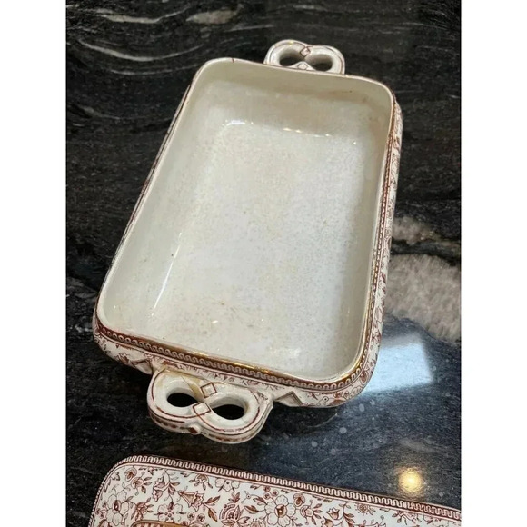 Antique Porcelain /Ceramic Trinket Box with Gold Trim - Picture 4 of 10